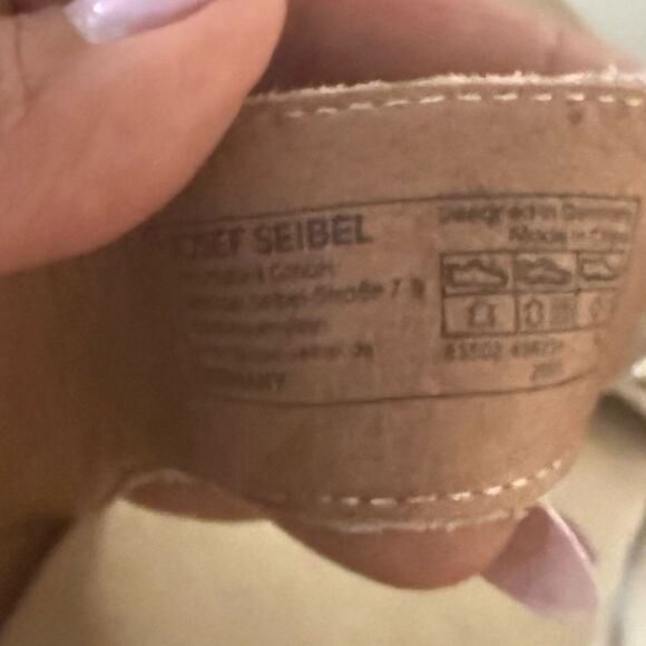 Josef Seibel Quinn 2 Sandals - Picture 8 of 9